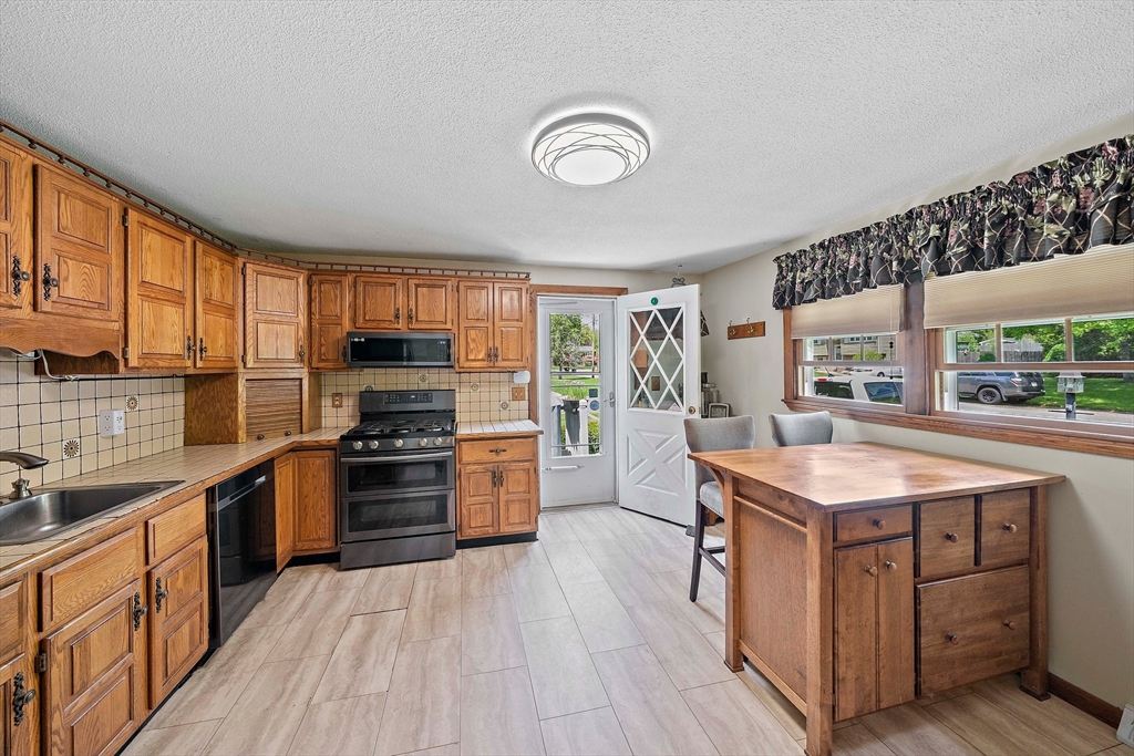 23 Downey Rd