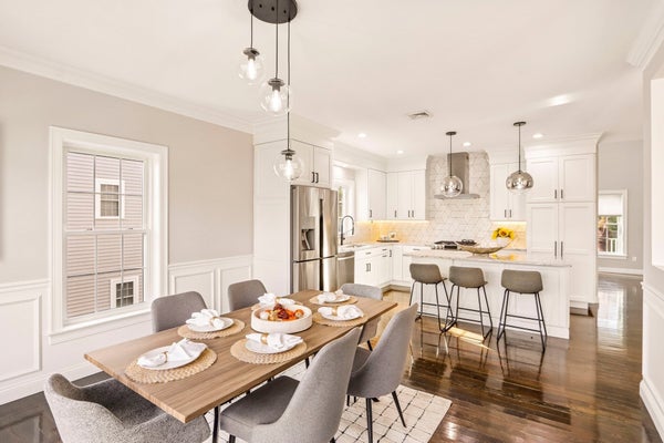 259 OAKWOOD AVE, REVERE, MA 02151 - Image d89df583c92895c2c2e3c8ddcb1964f8/1559965048