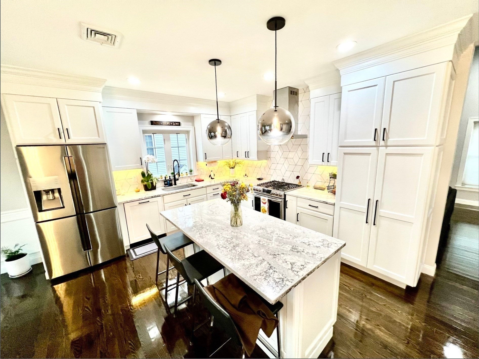 259 Oakwood Ave, Revere, MA Photo #8