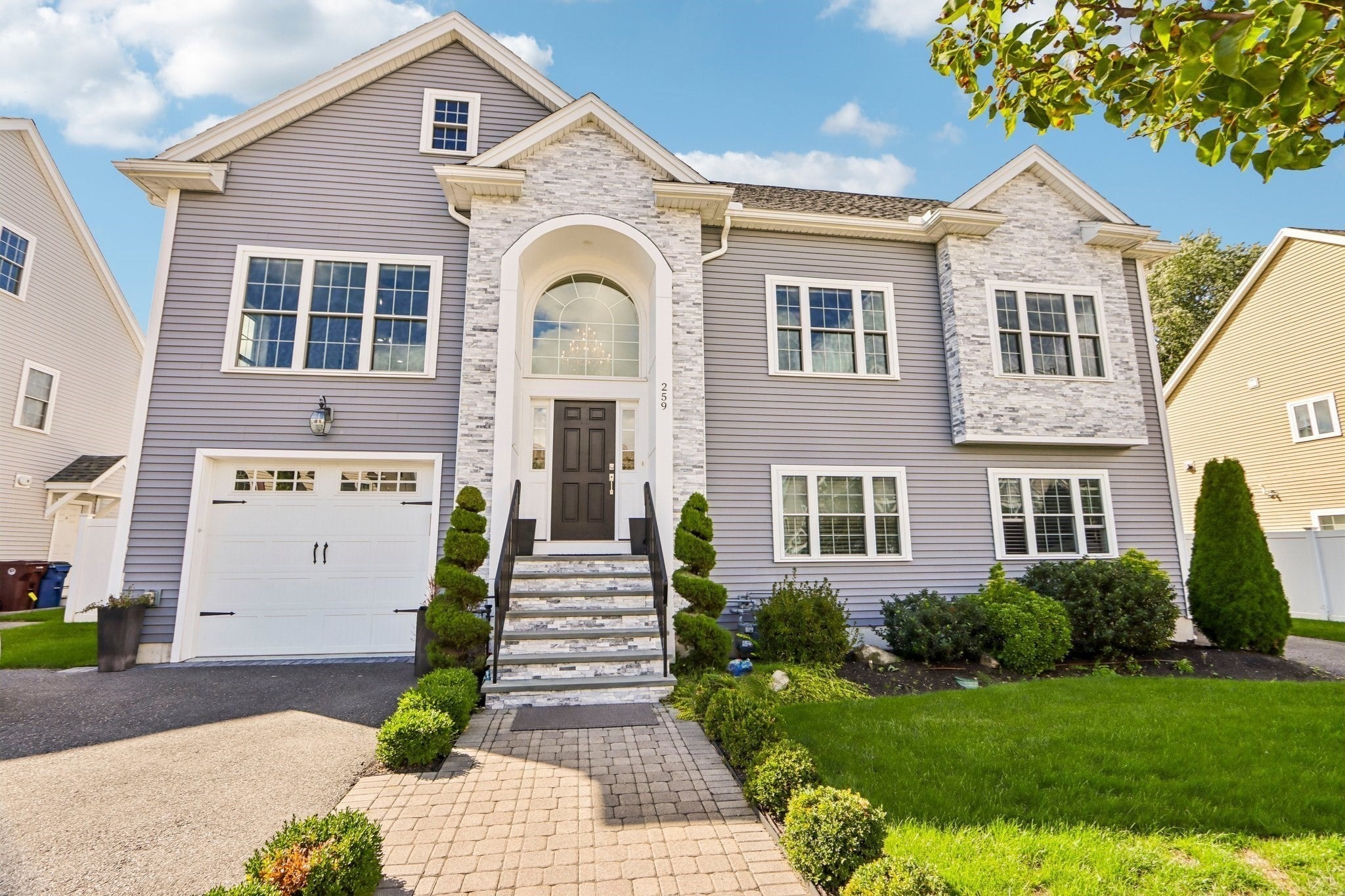 259 Oakwood Ave