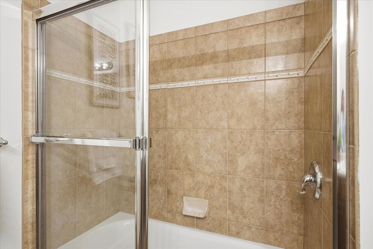 989 East St #115, Dedham, MA, 989 East St #115, Dedham, MA Photo #28