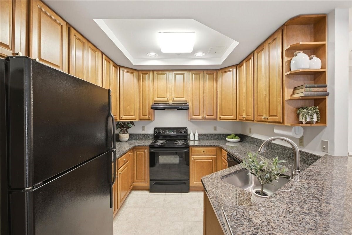 989 East St #115, Dedham, MA, 989 East St #115, Dedham, MA Photo #18
