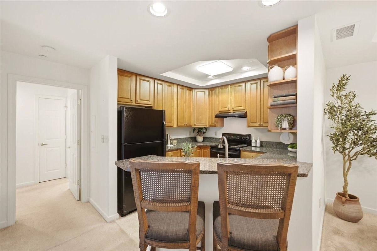 989 East St #115, Dedham, MA, 989 East St #115, Dedham, MA Photo #15