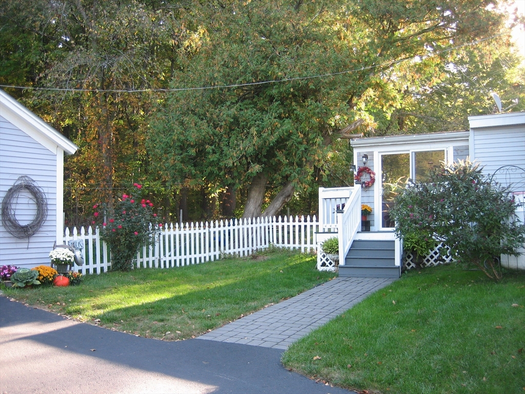 2363 Main St. 2