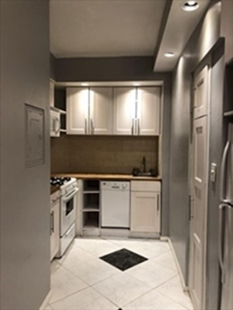Photo 1 of 8 — 17 Radcliffe Road 6, Boston, MA 02134