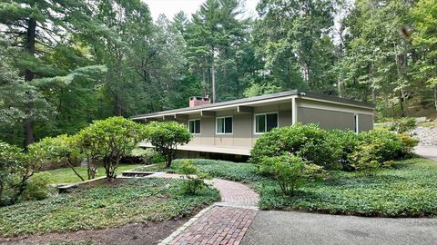 14 Overlook Dr Weston MA 02493
