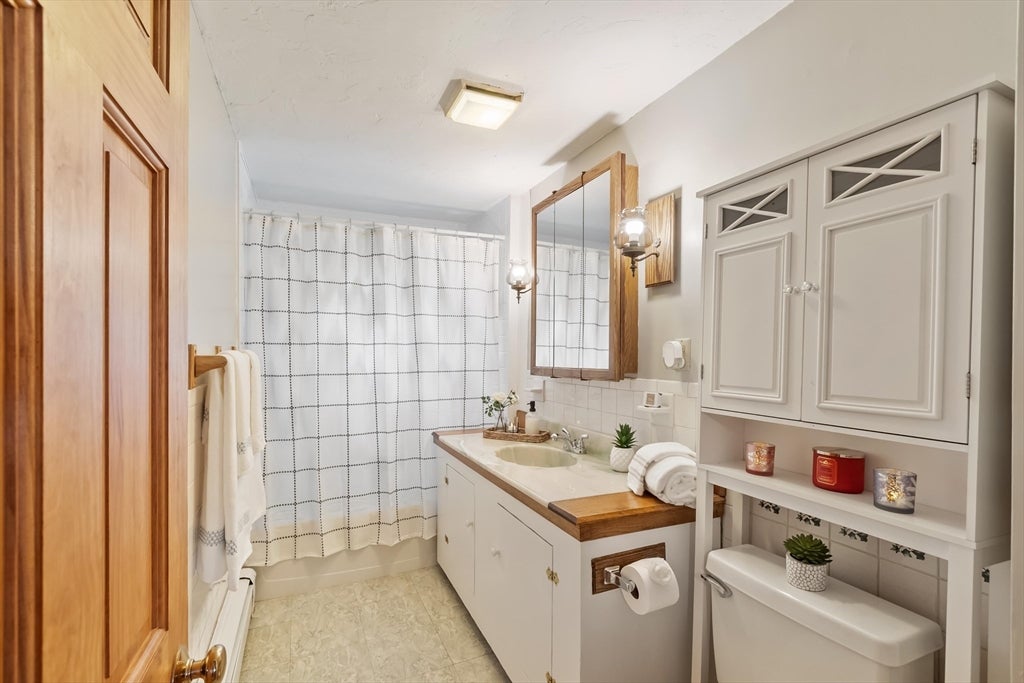 164 Coleman St, Gardner, MA, 164 Coleman St, Gardner, MA Photo #11