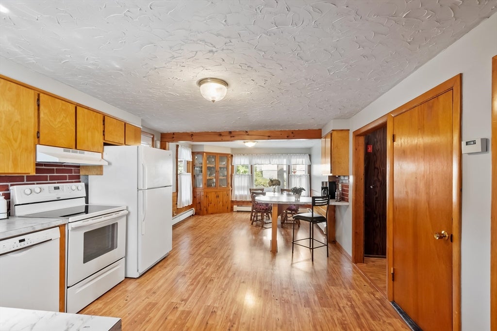 164 Coleman St, Gardner, MA, 164 Coleman St, Gardner, MA Photo #10