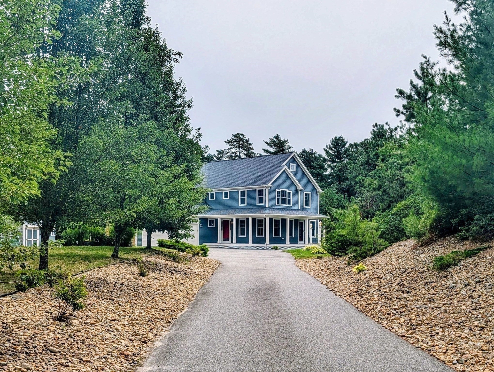 10 Pond Edge Trl