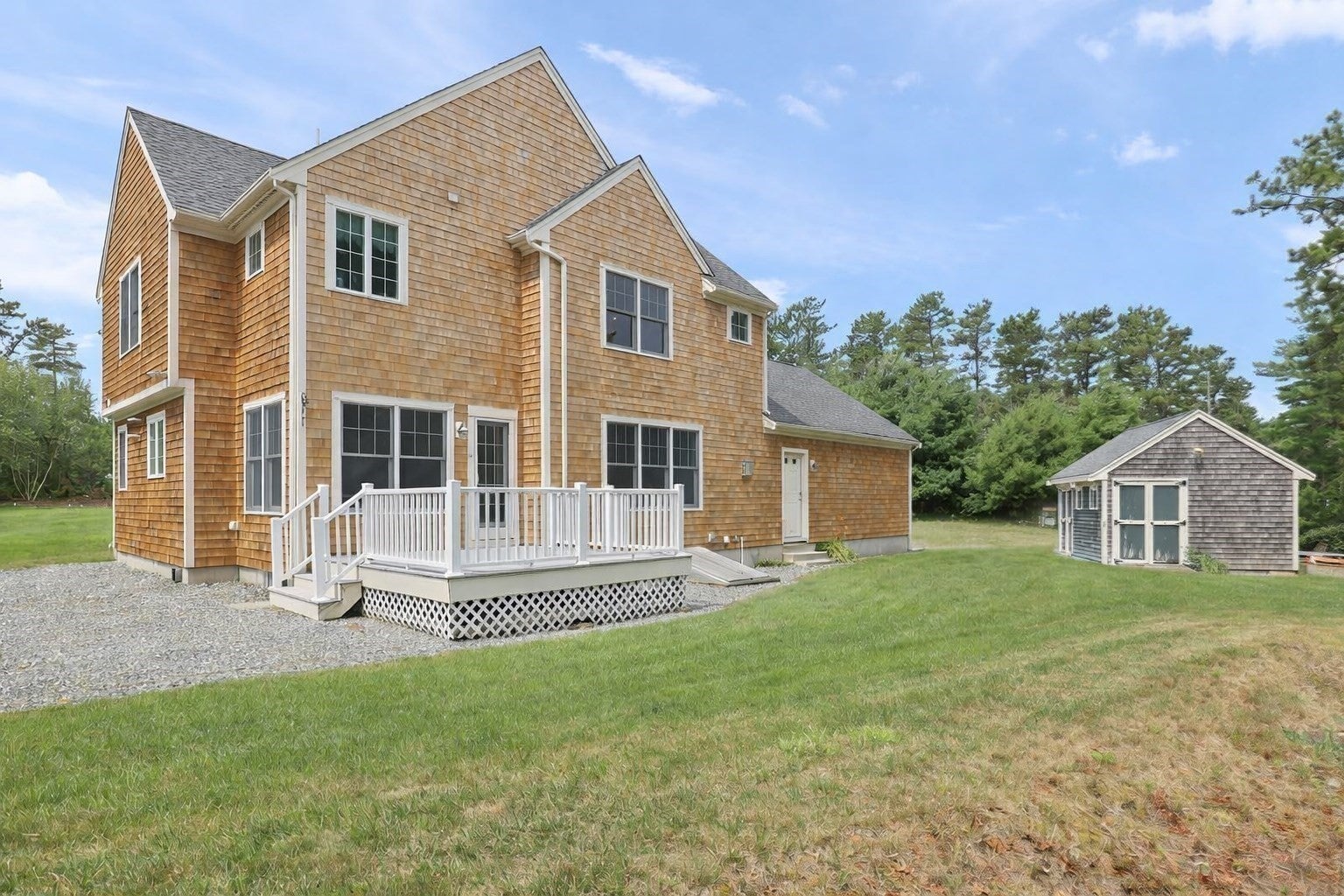 10 Pond Edge Trl