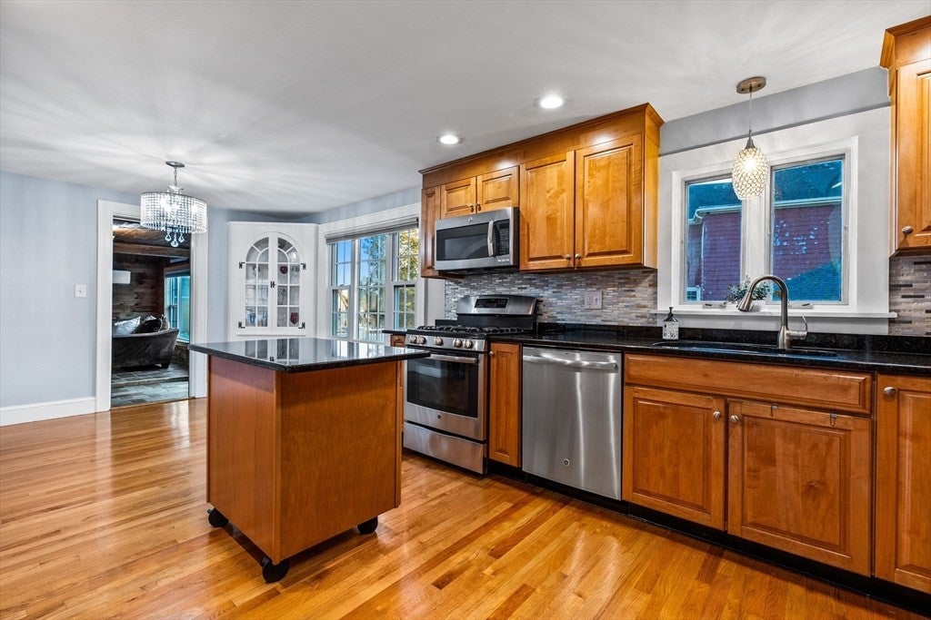 15 Northrop Ter, Lynn, MA Photo #10