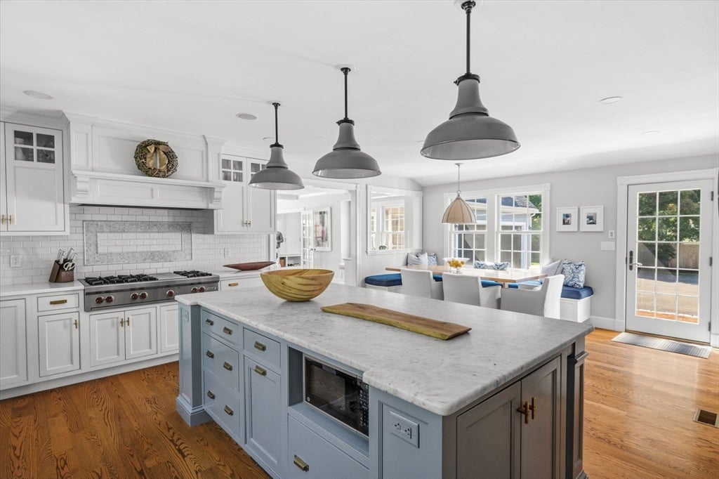 68 School Street, Hingham, MA, 68 School Street, Hingham, MA Photo #4