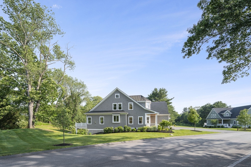16 Pine Hill Rd 16