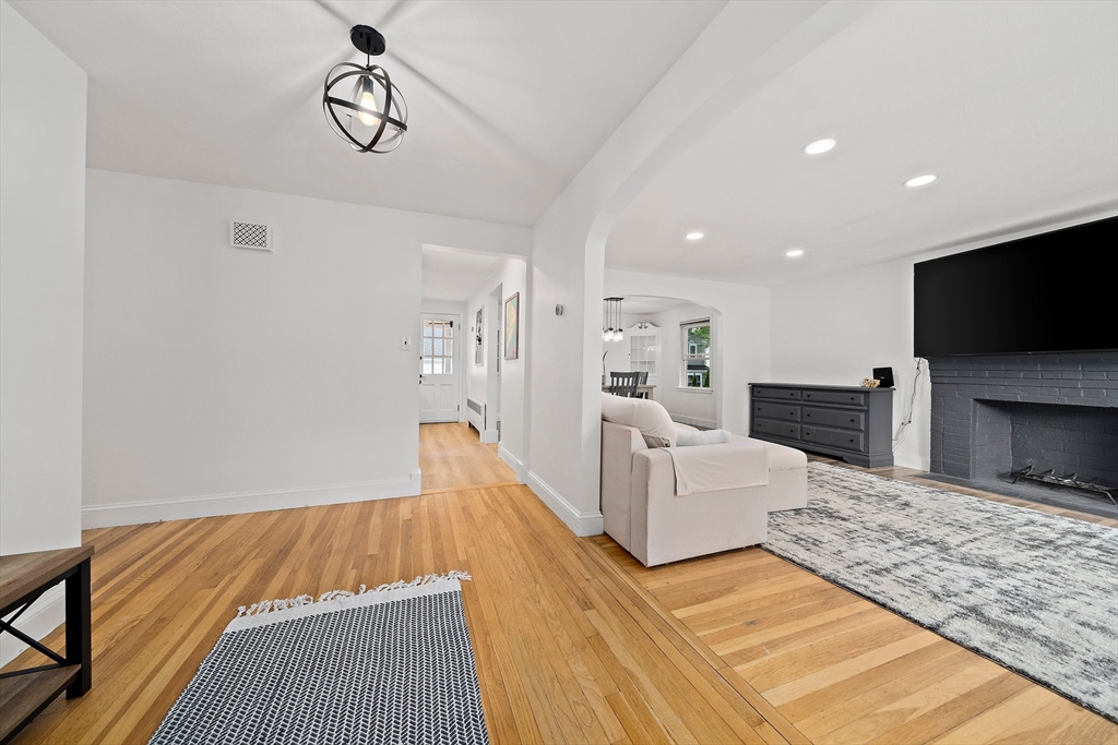 359 Corey St