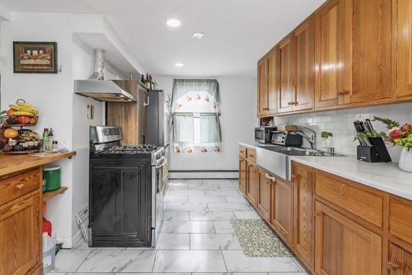 23 Ames St