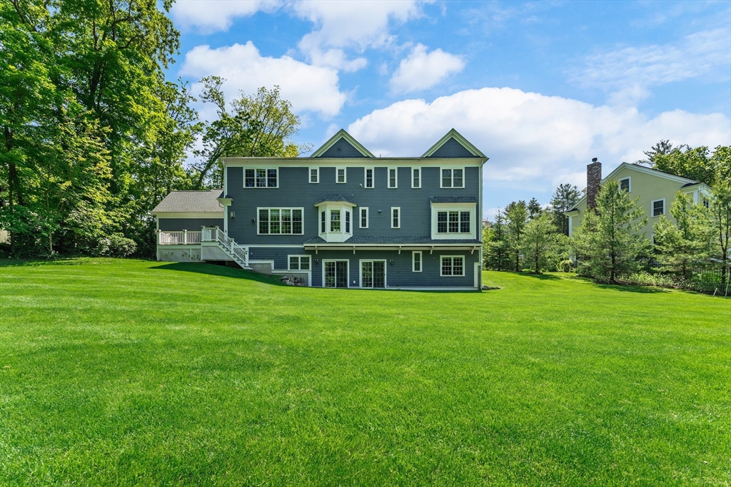 5 Bostonian Way