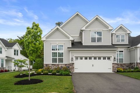 Photo of 82 Ingalls Village Way #82, Boxford, MA 01921 (MLS # 73522747)