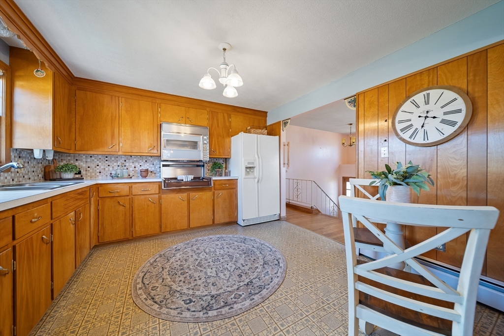 321 Old Marsh Hill Road