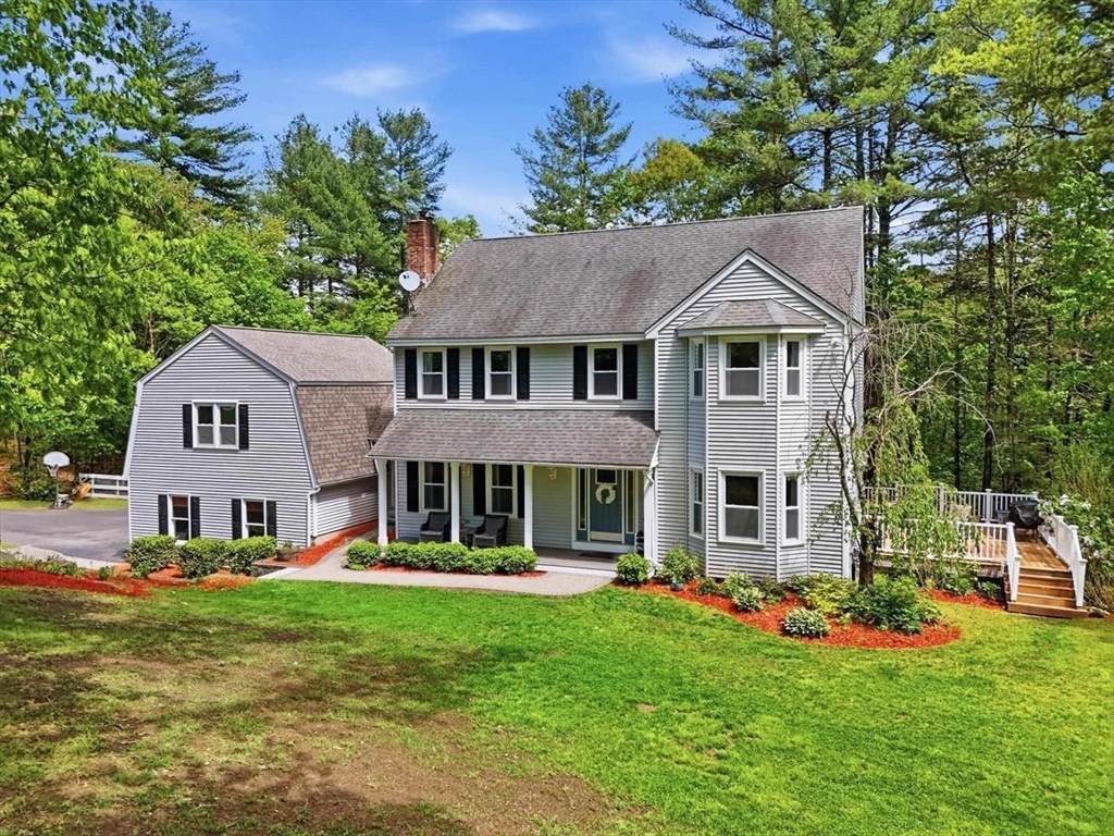 7 Stony Point Dr
