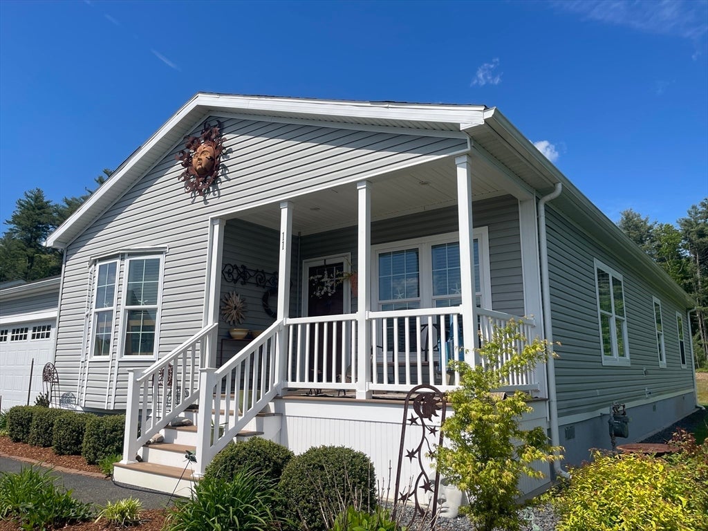 11 Sycamore Lane