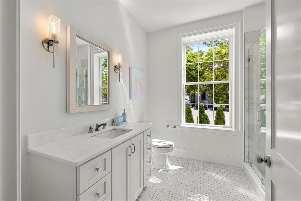 64 Pleasant Street #A, Marblehead, MA, 64 Pleasant Street #A, Marblehead, MA Photo #12