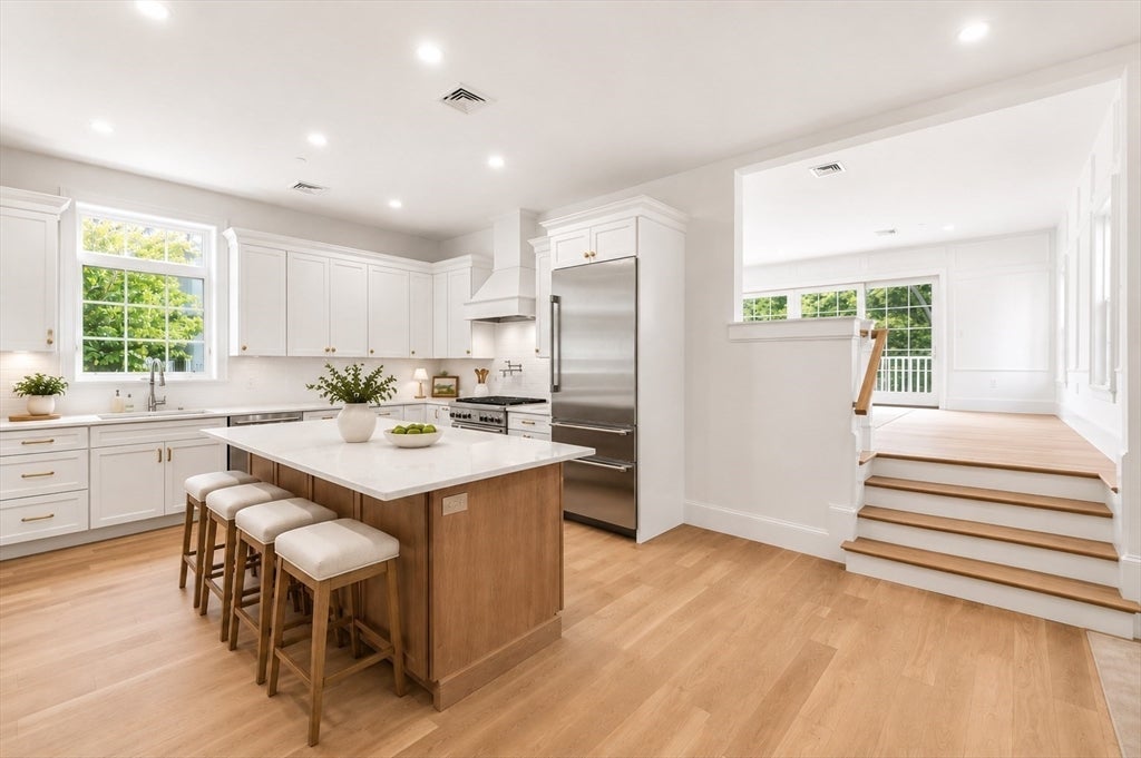 64 Pleasant Street #A, Marblehead, MA, 64 Pleasant Street #A, Marblehead, MA Photo #5