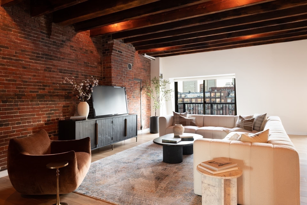 28 Atlantic Avenue 532