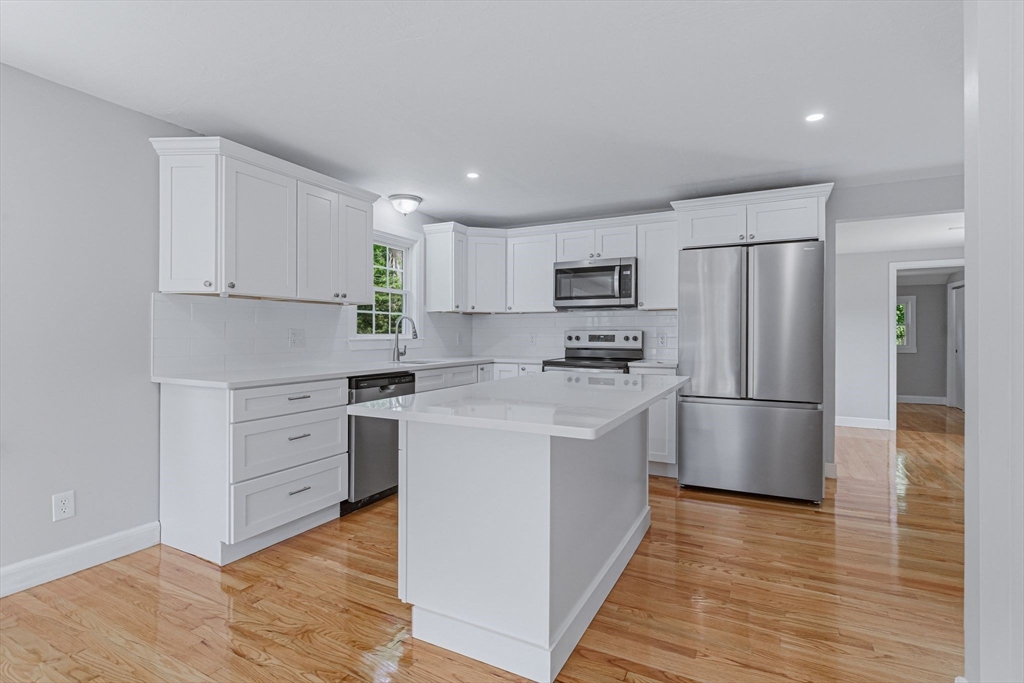 95 Circle Dr