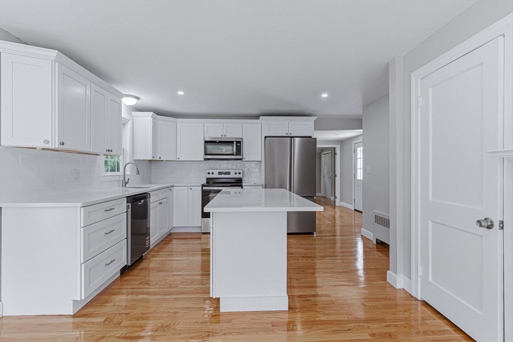 95 Circle Dr