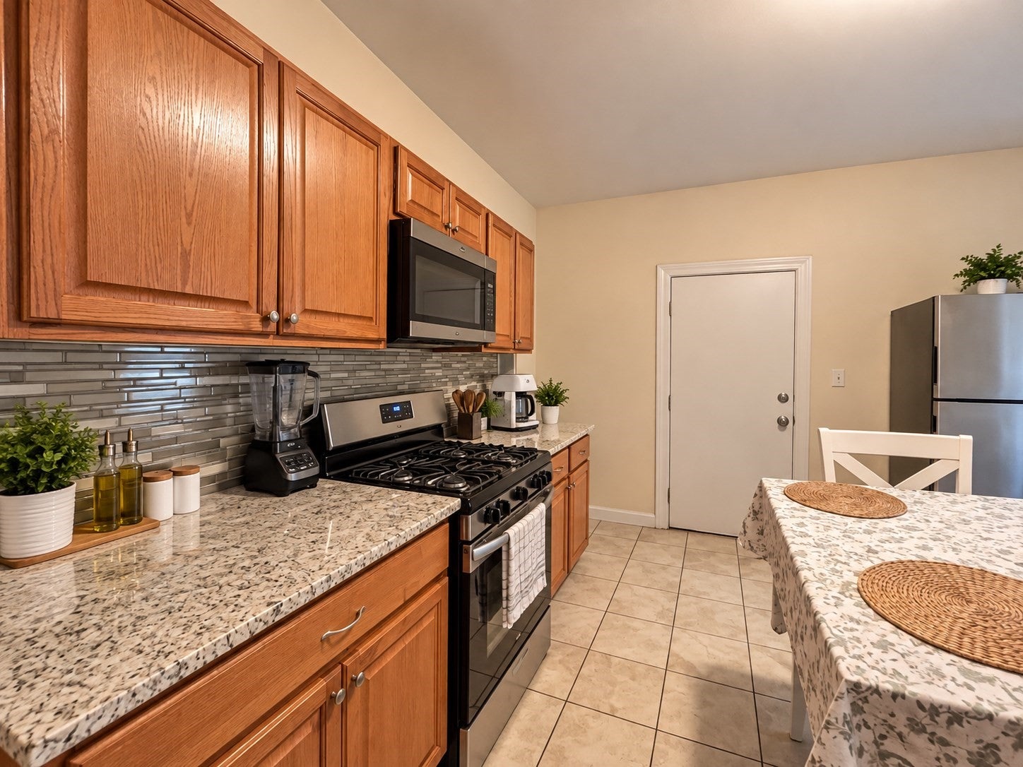 51 Thornton St #2, Revere, MA, 51 Thornton St #2, Revere, MA Photo #1