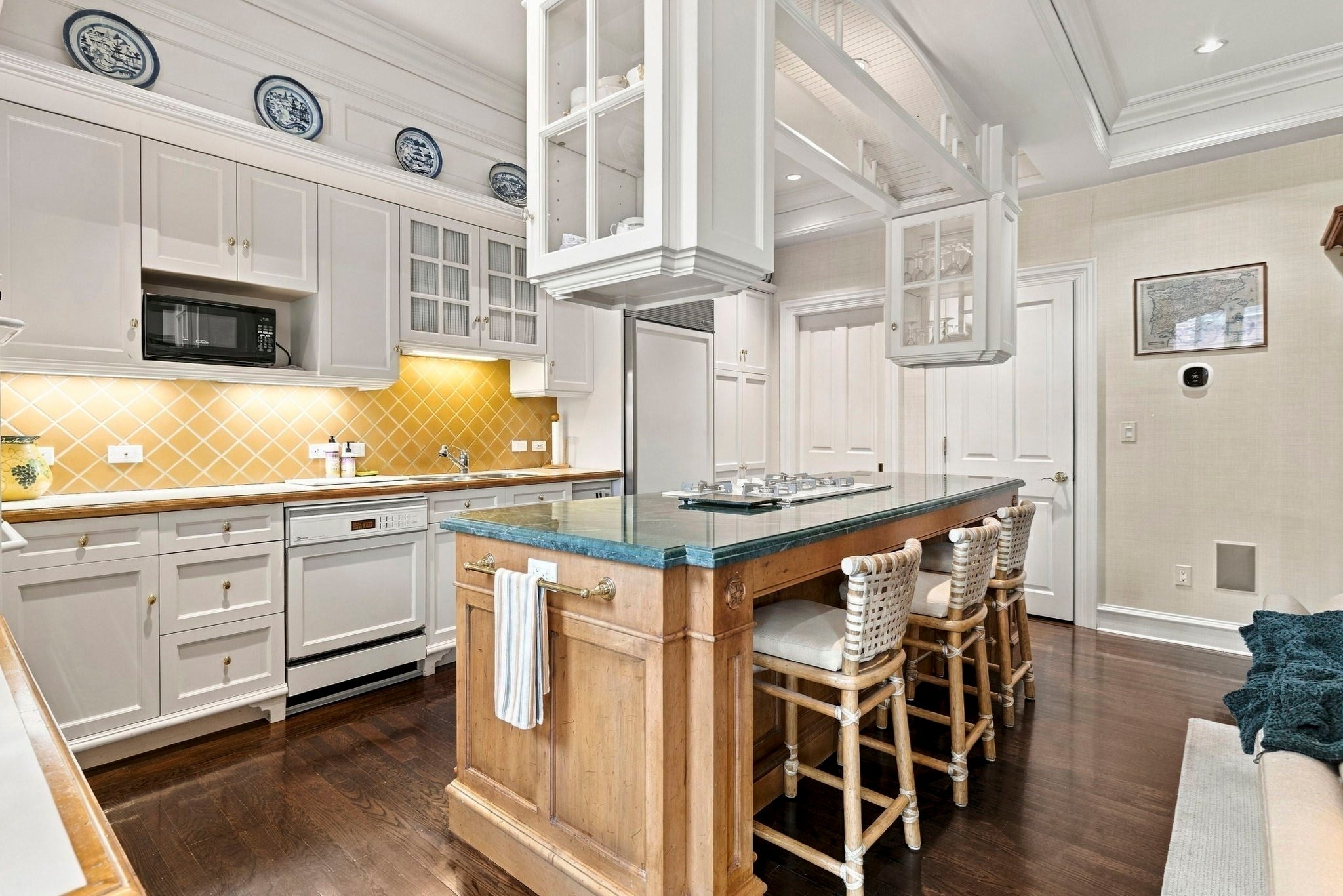21-23 Marlborough Street 4