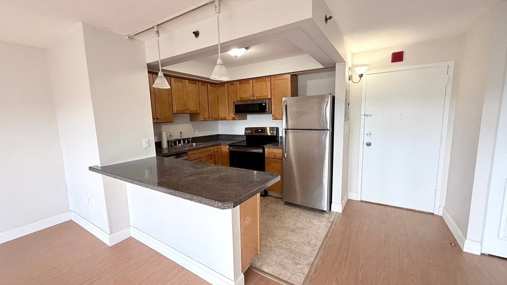 1025 Hancock St #10 B, Quincy, MA, 1025 Hancock St #10 B, Quincy, MA Photo #2