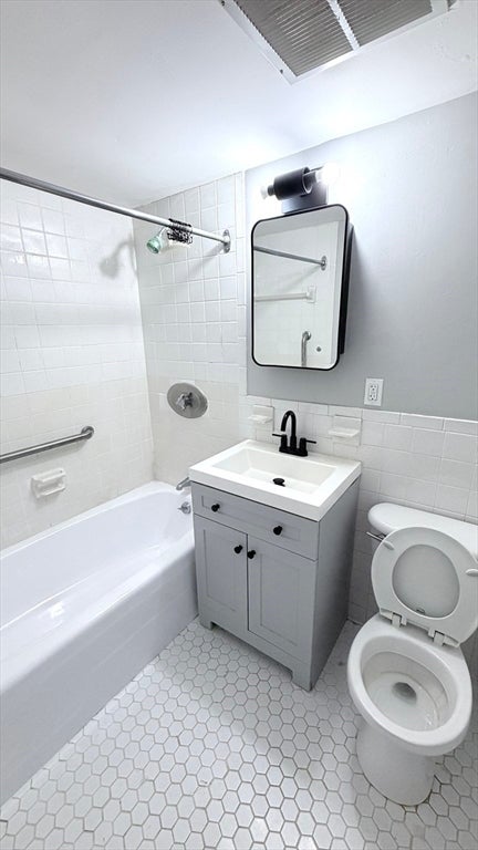 1025 Hancock St #10 B, Quincy, MA, 1025 Hancock St #10 B, Quincy, MA Photo #4
