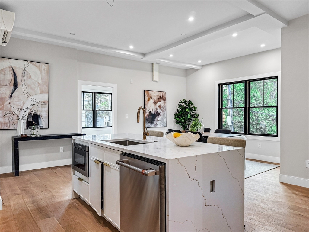 1 Marion Street 4