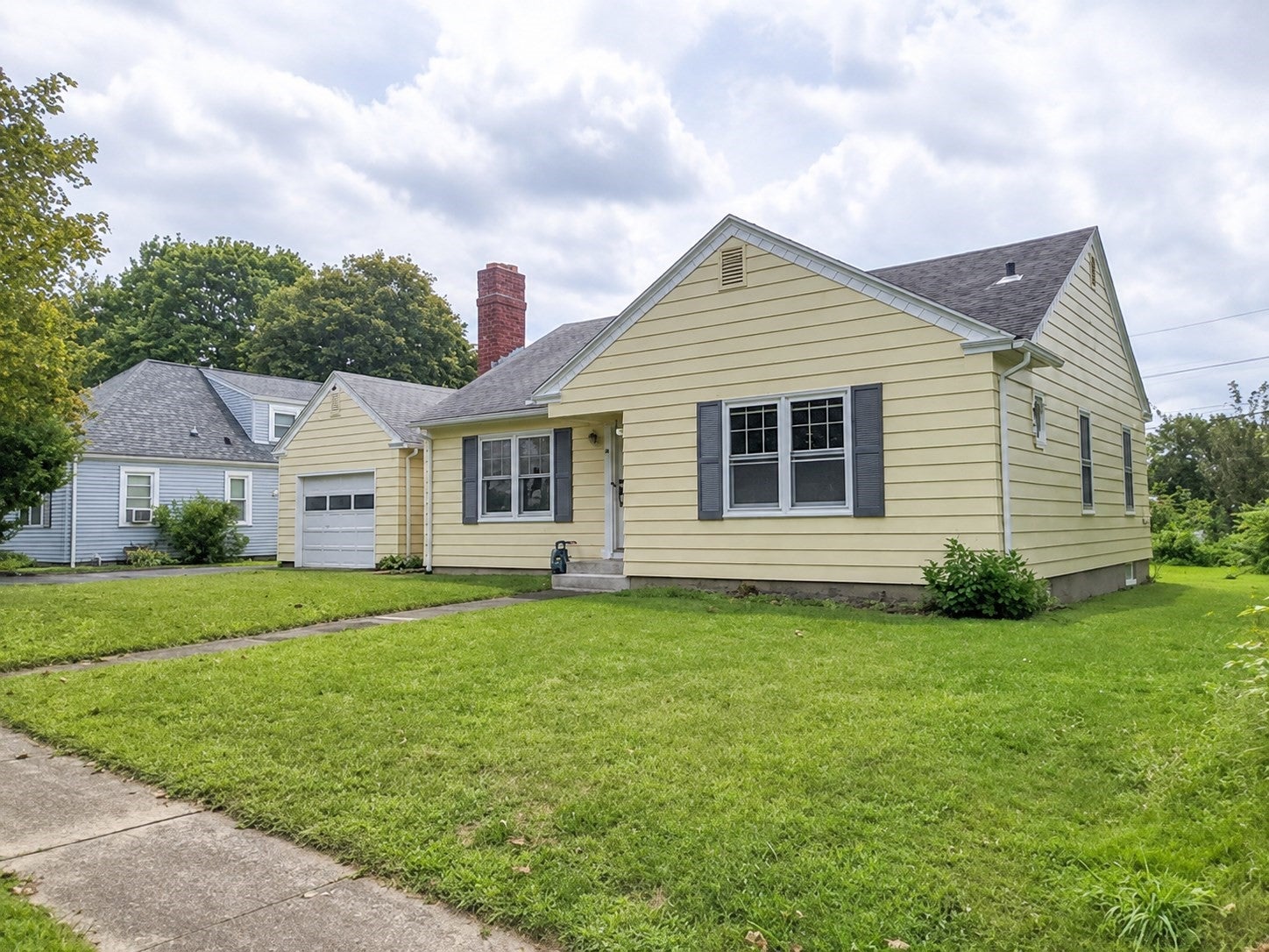 Photo of 32 Park Terrace Rd, Worcester, MA