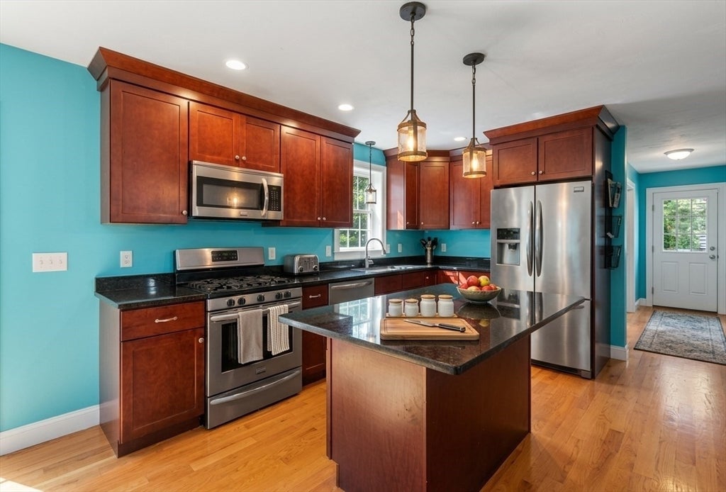 8 Bresciani Ln, West Bridgewater, MA, 8 Bresciani Ln, West Bridgewater, MA Photo #2