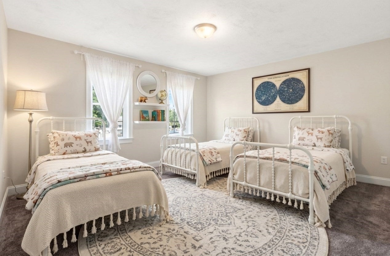 8 Bresciani Ln