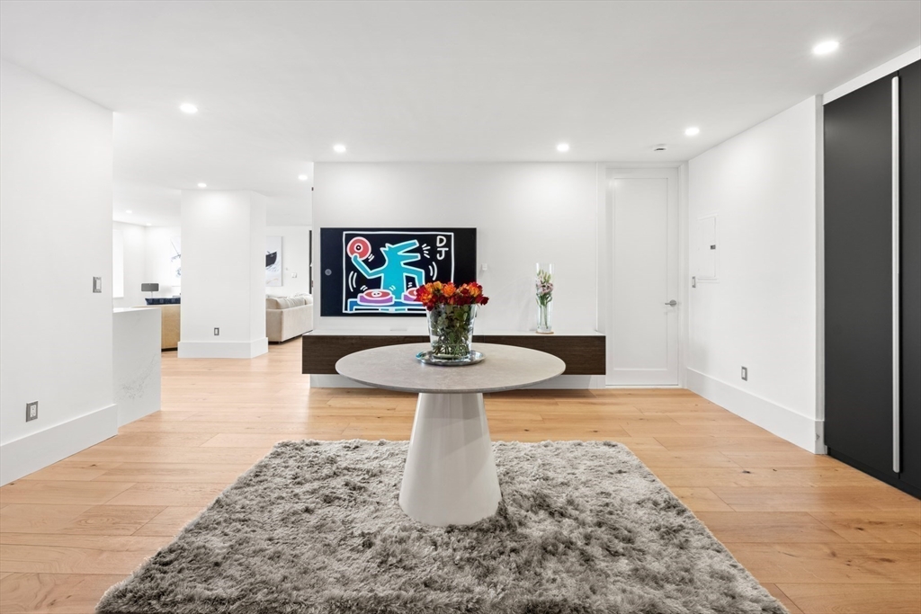 85 East India Row PHAB