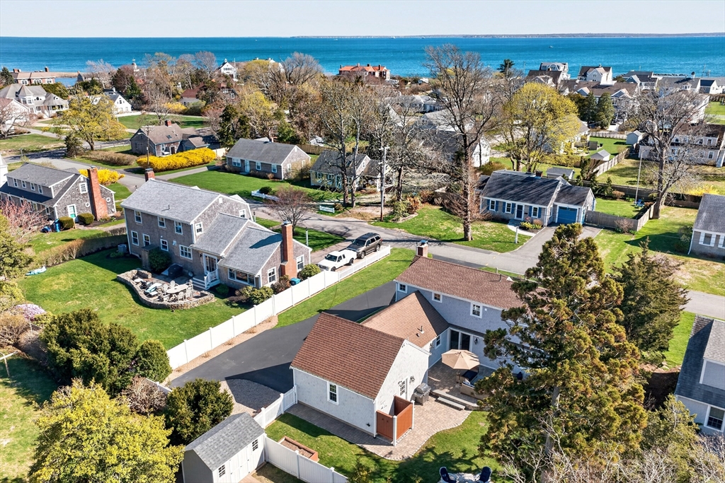 110 Mariners Ln
