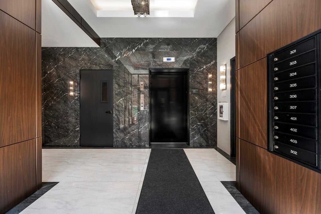 2 Maverick Square 405