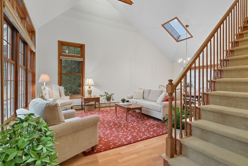 156 Honey Pot Road