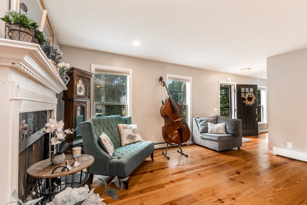 8 Hampden Rd, Falmouth, MA, 8 Hampden Rd, Falmouth, MA Photo #8