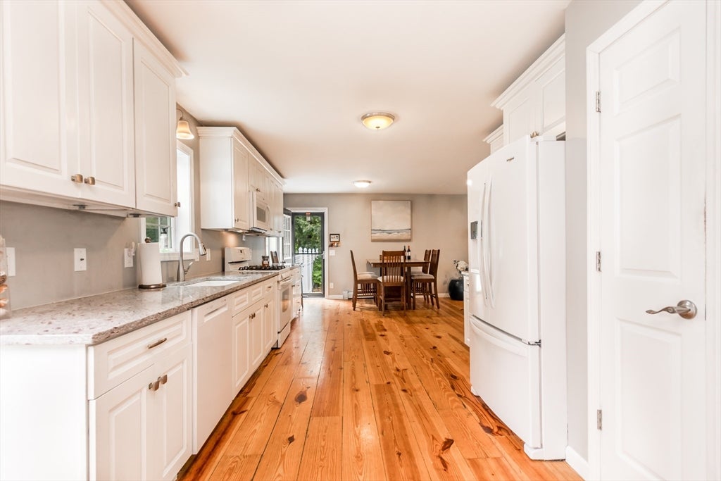 8 Hampden Rd, Falmouth, MA, 8 Hampden Rd, Falmouth, MA Photo #14