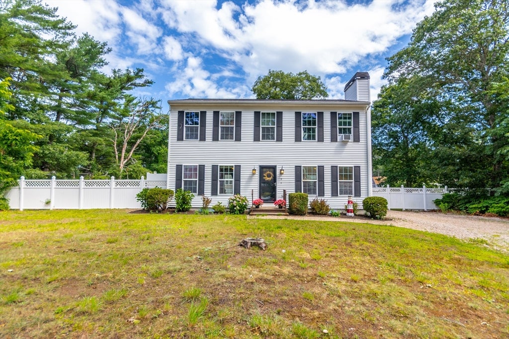 8 Hampden Rd, Falmouth, MA, 8 Hampden Rd, Falmouth, MA Photo #2