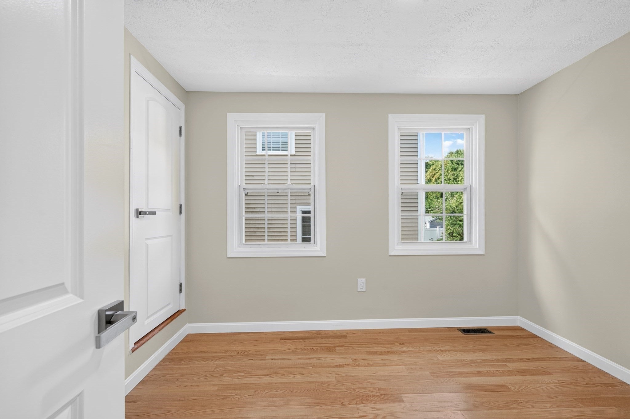 72 Arcadia Ave, Waltham, MA, 72 Arcadia Ave, Waltham, MA Photo #18