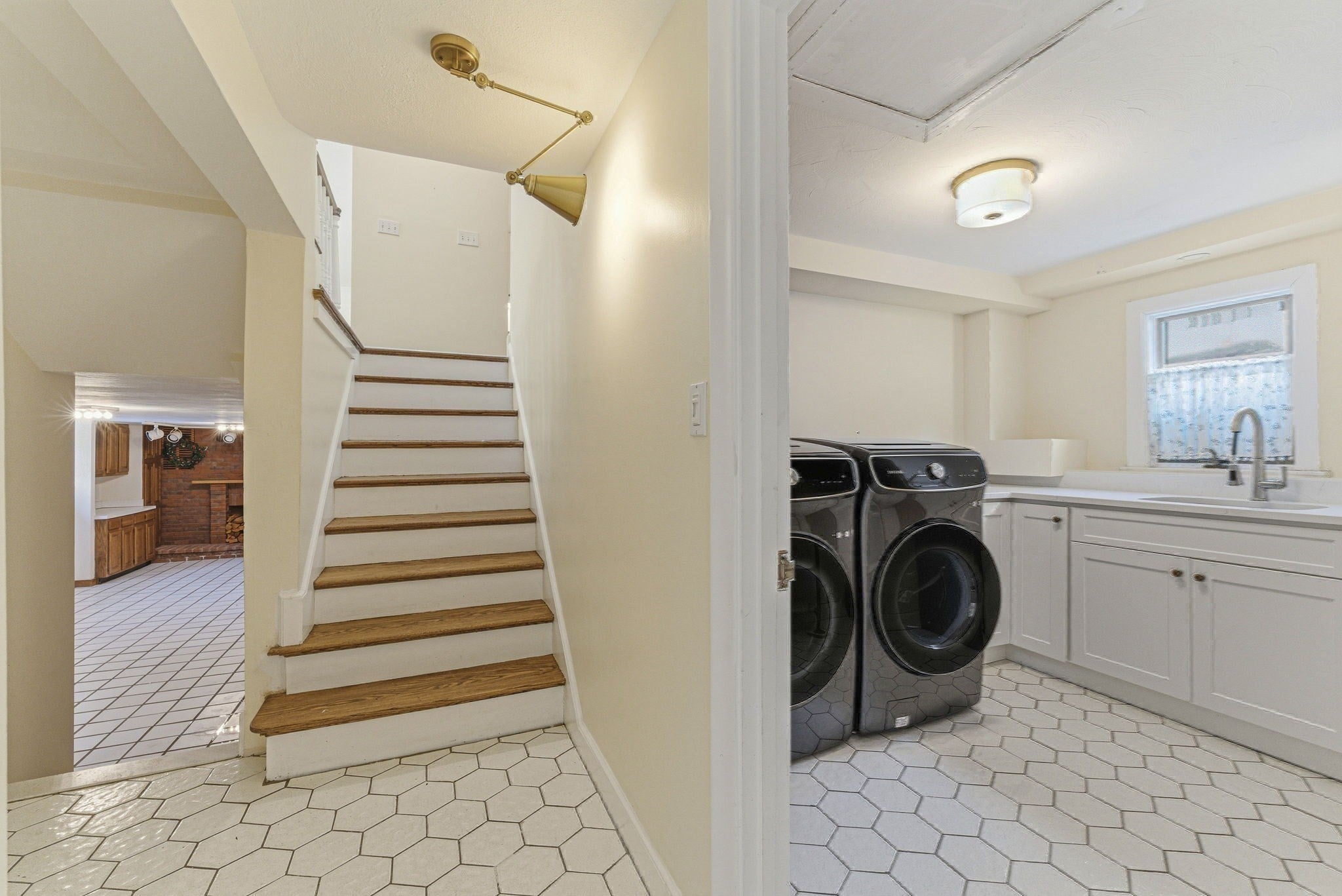 124 Deborah Rd, Newton, MA, 124 Deborah Rd, Newton, MA Photo #30
