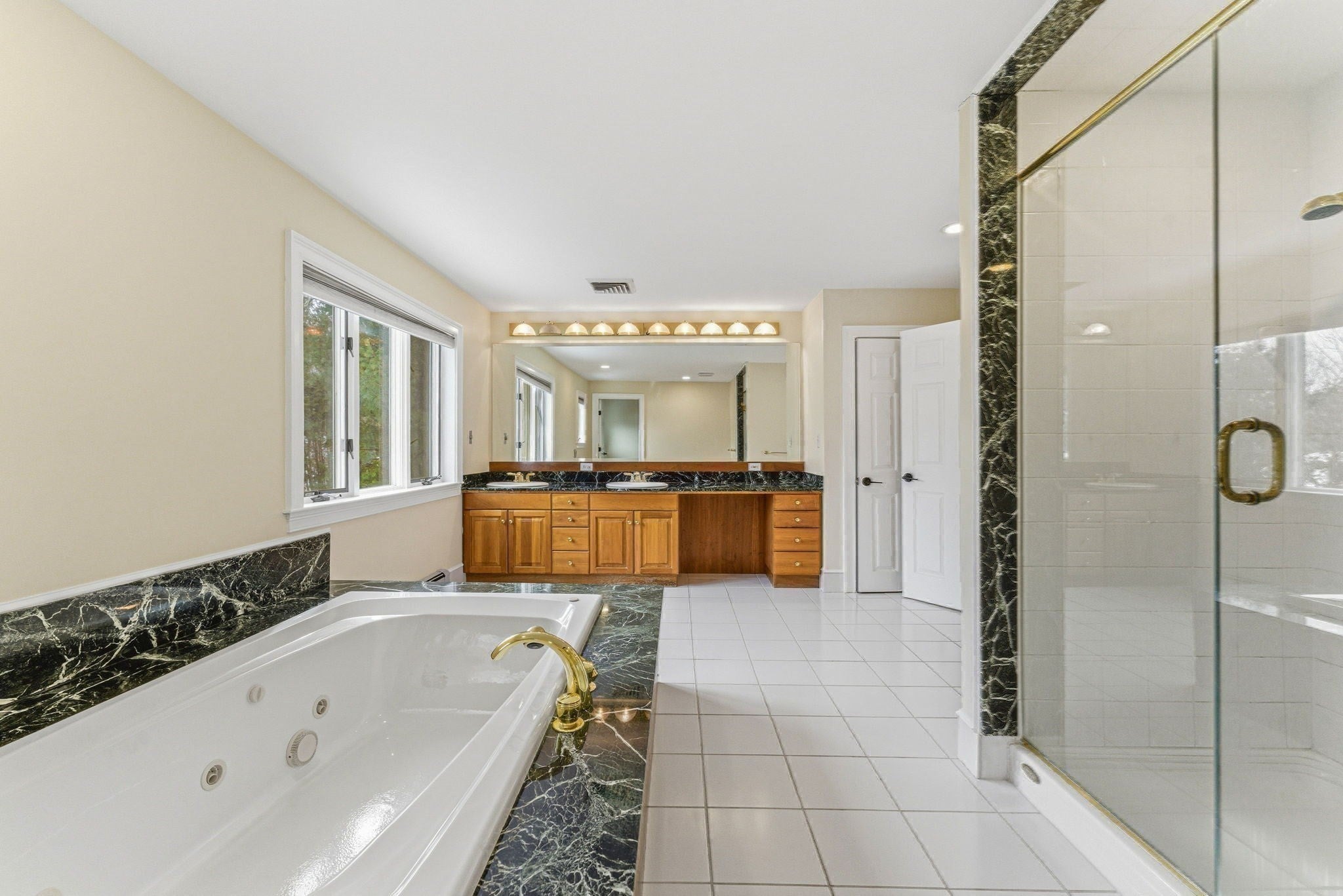 124 Deborah Rd, Newton, MA, 124 Deborah Rd, Newton, MA Photo #23