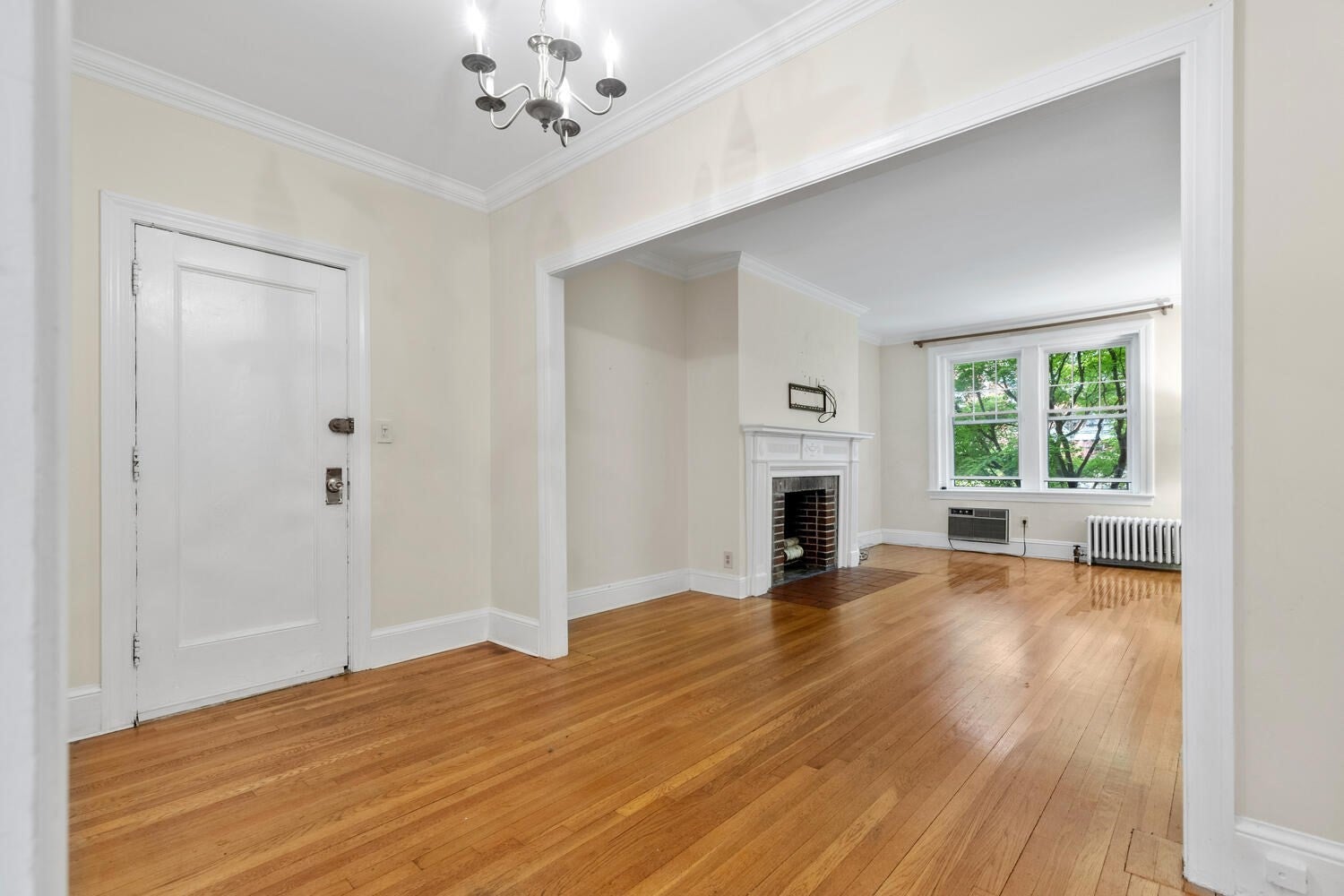 315 Tappan St #1, Brookline, MA, 315 Tappan St #1, Brookline, MA Photo #2