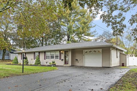 Photo of 17 Trask Rd, Peabody, MA 01960 (MLS # 73441819)