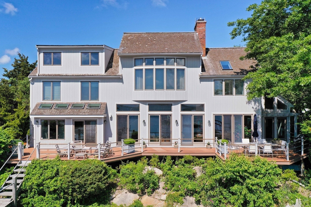 Mashpee, Massachusetts 02649, United States, 5 Bedrooms Bedrooms, ,5 BathroomsBathrooms,Residential,Active,115280